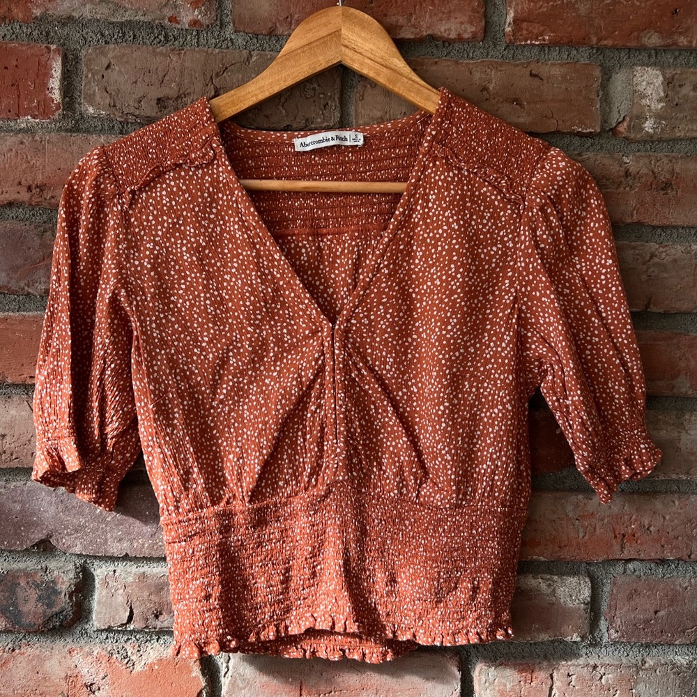 Abercrombie & Fitch top